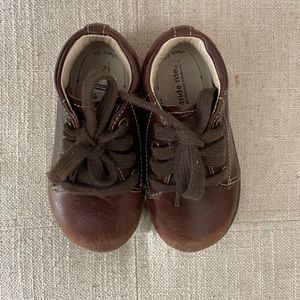 Stride Rite brown walkers size Baby/toddler 5